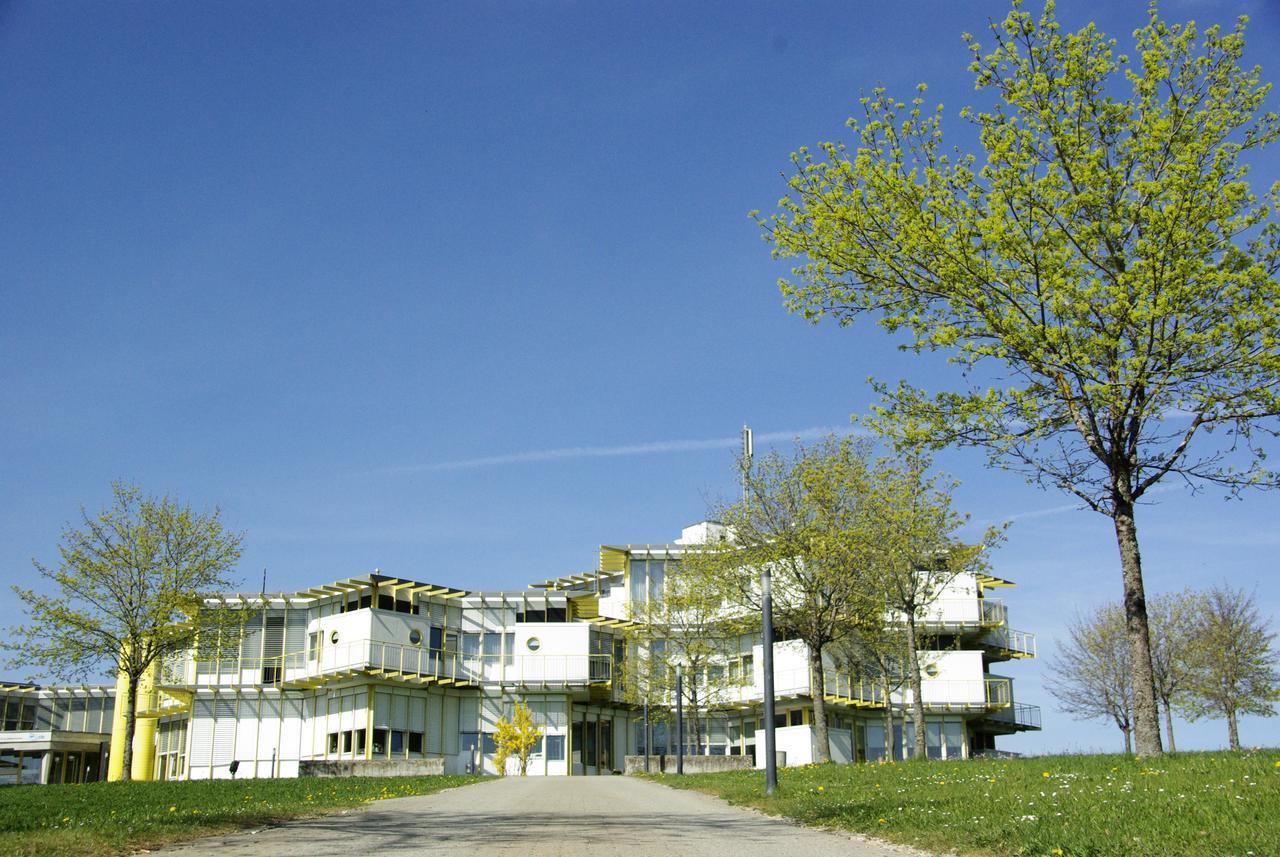 Cip Hotel Tramelan Kültér fotó
